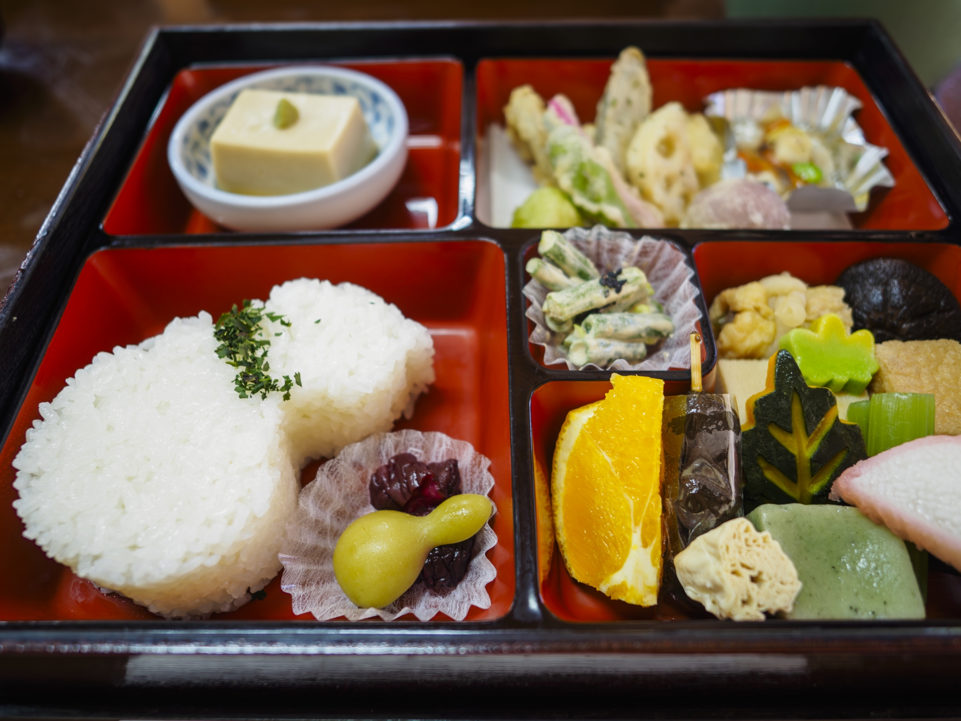 「戦国の食卓と味噌：乱世を支えた発酵の力」