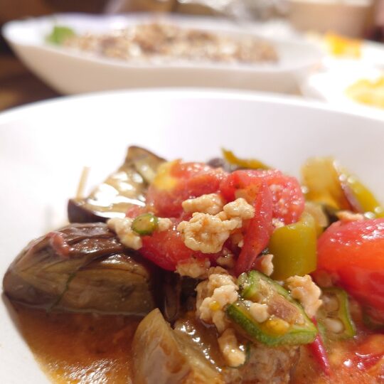 ミクの料理日記 ｜夏野菜の焼き浸しで暑さを乗り切ろう！